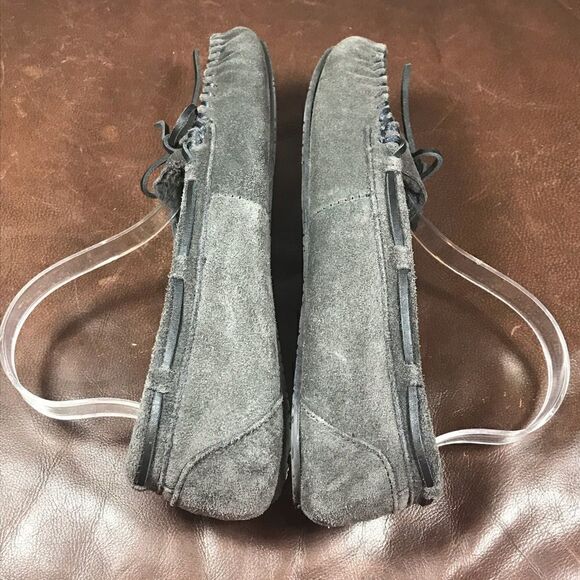 Minnetonka Gray House Slipppers - Picture 6 of 8